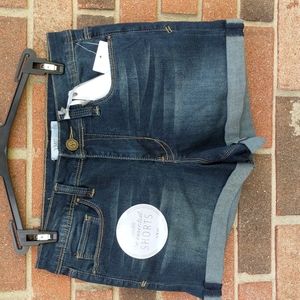 YMI High-rise the essential shorts Size 5